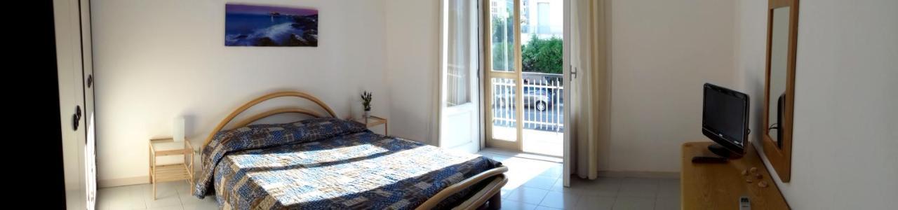 2 Bedrooms Appartement At Pescara 300 M Away From The Beach With Balcony And Wifi Dış mekan fotoğraf