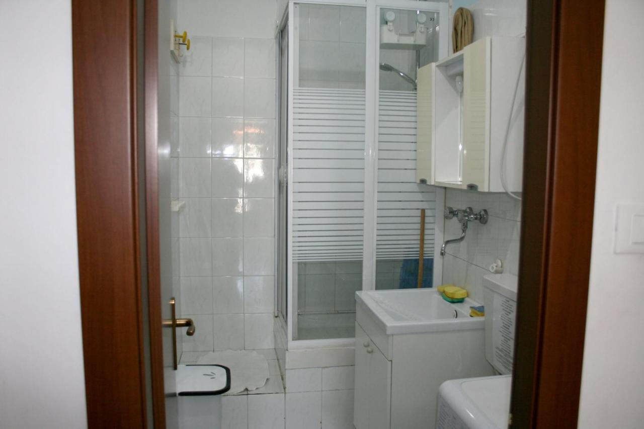 2 Bedrooms Appartement At Pescara 300 M Away From The Beach With Balcony And Wifi Dış mekan fotoğraf
