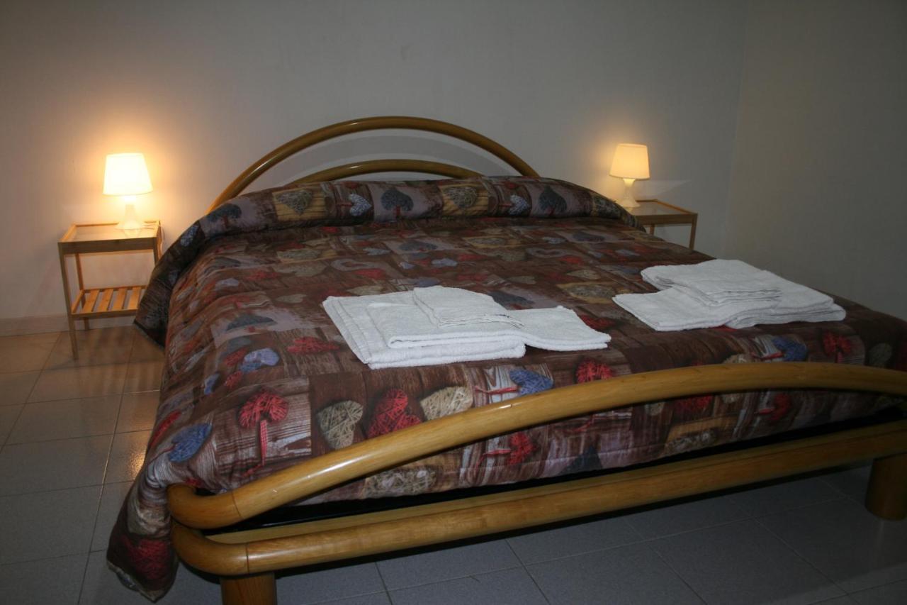 2 Bedrooms Appartement At Pescara 300 M Away From The Beach With Balcony And Wifi Dış mekan fotoğraf
