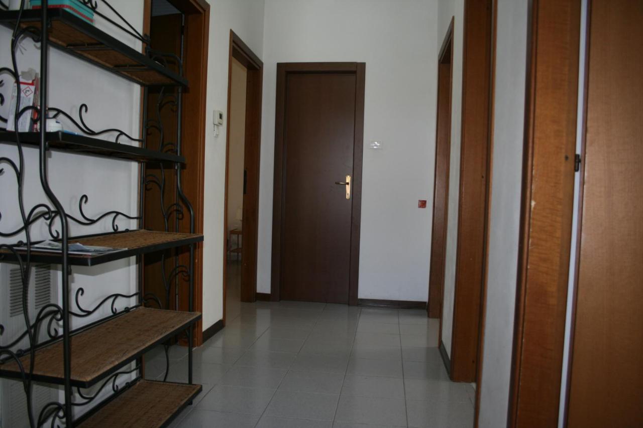 2 Bedrooms Appartement At Pescara 300 M Away From The Beach With Balcony And Wifi Dış mekan fotoğraf